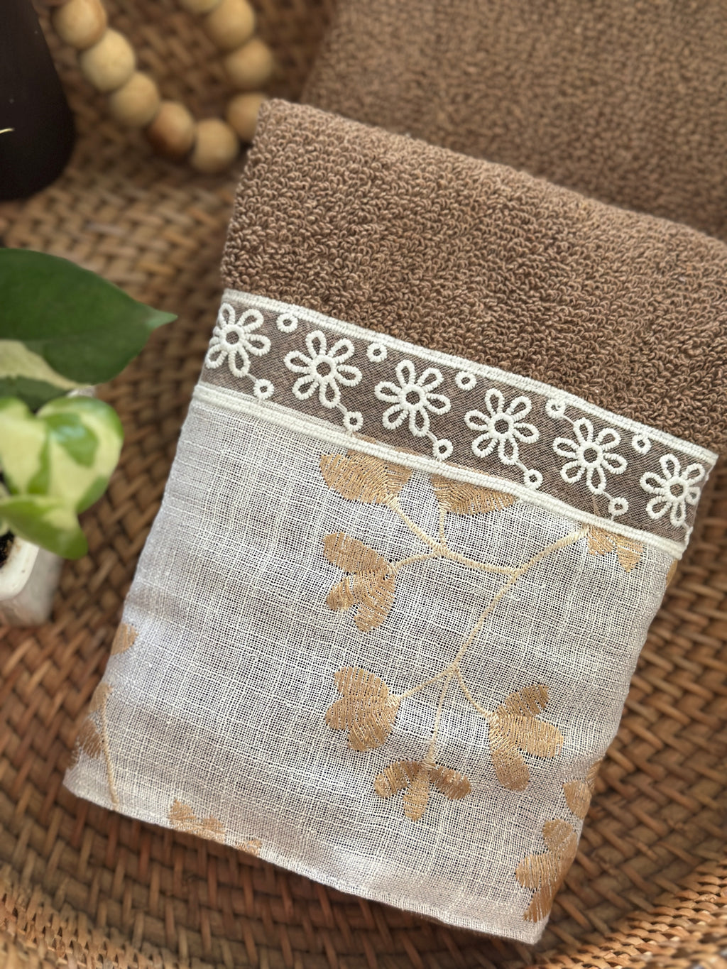 Taupe