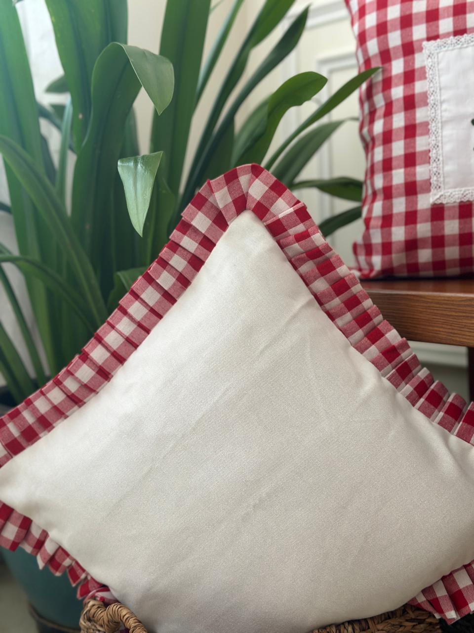 Classic Christmas Ruffle