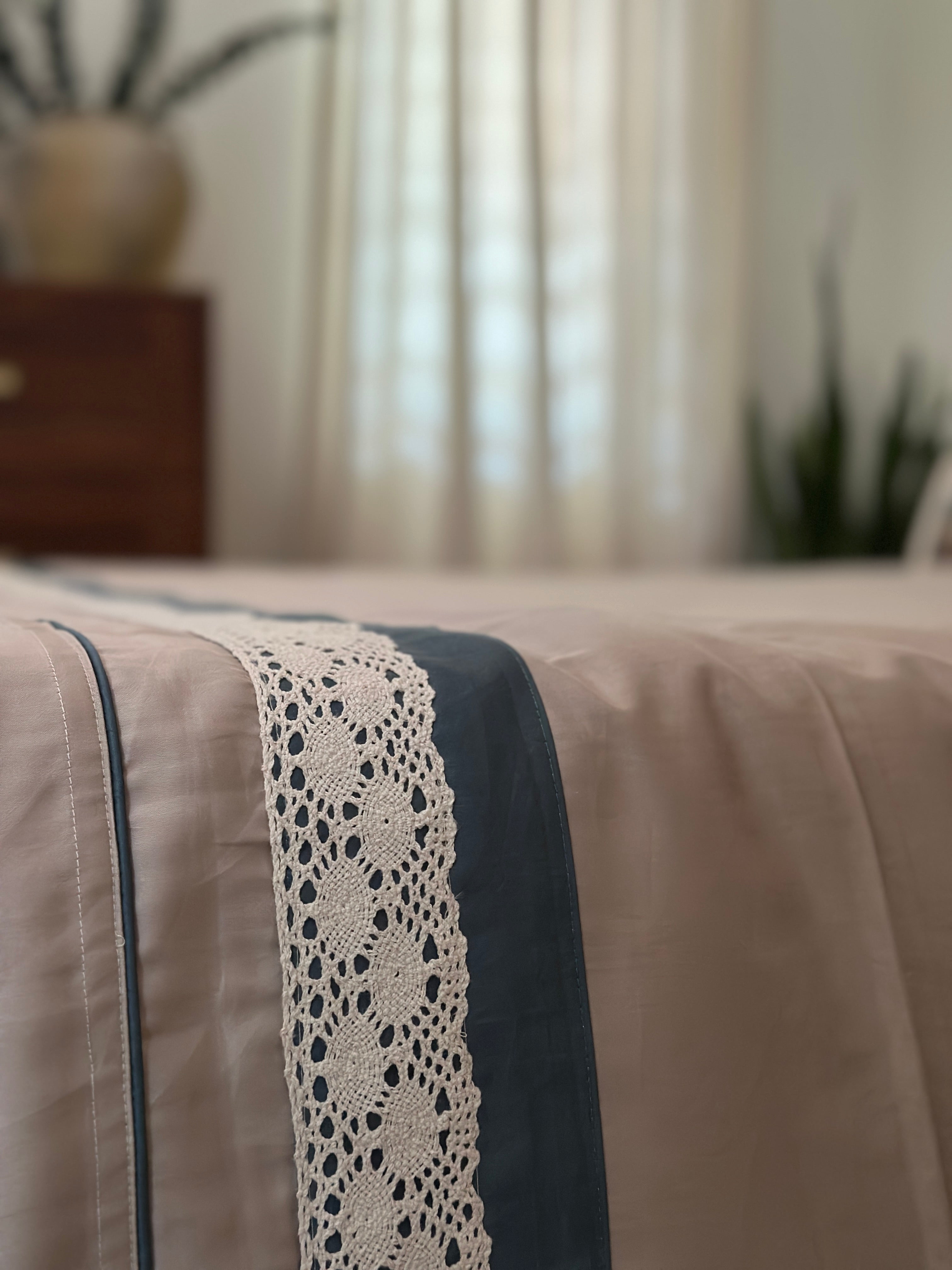 Taupe Bedset