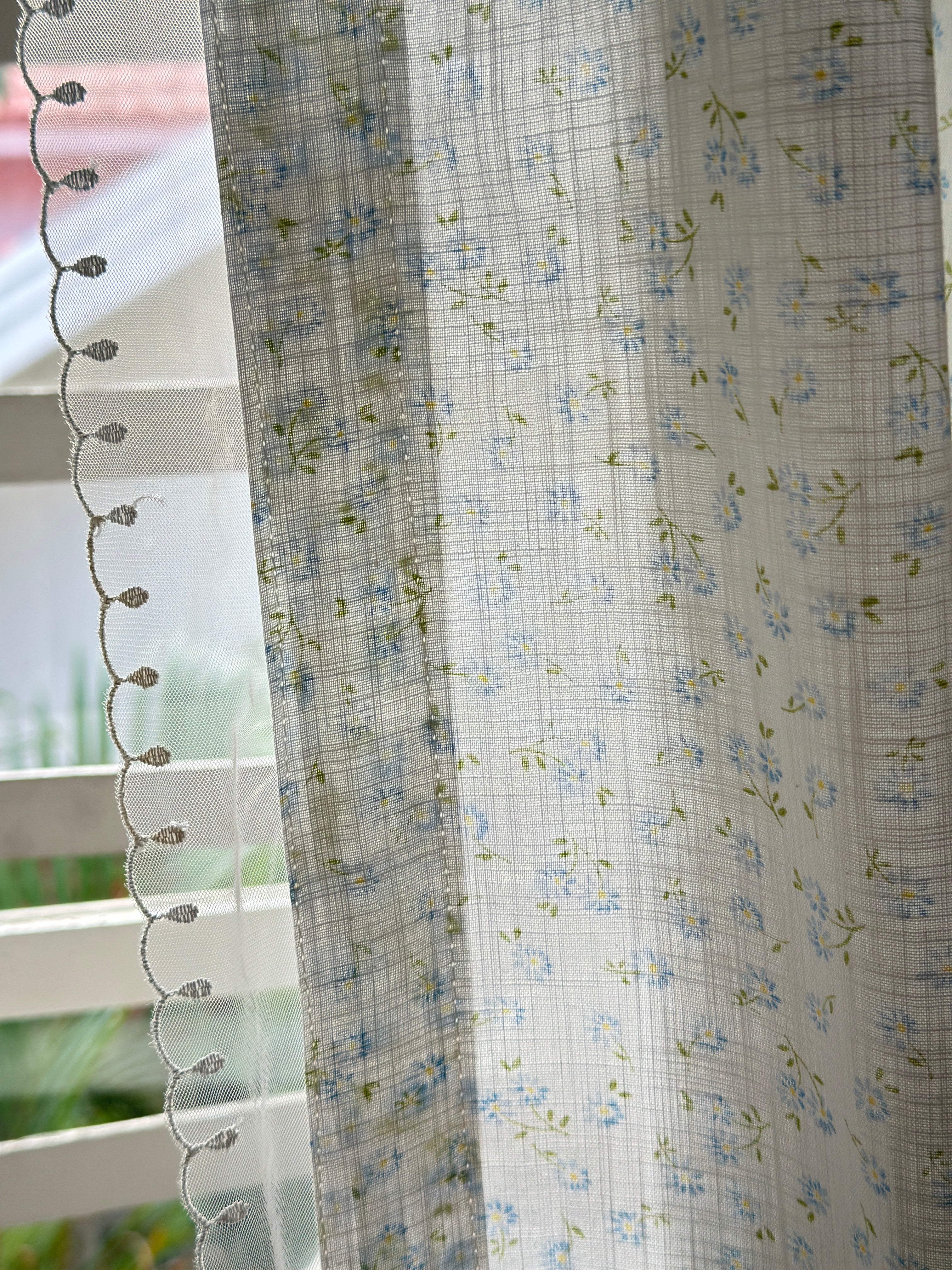 Daisy Semisheer Curtain