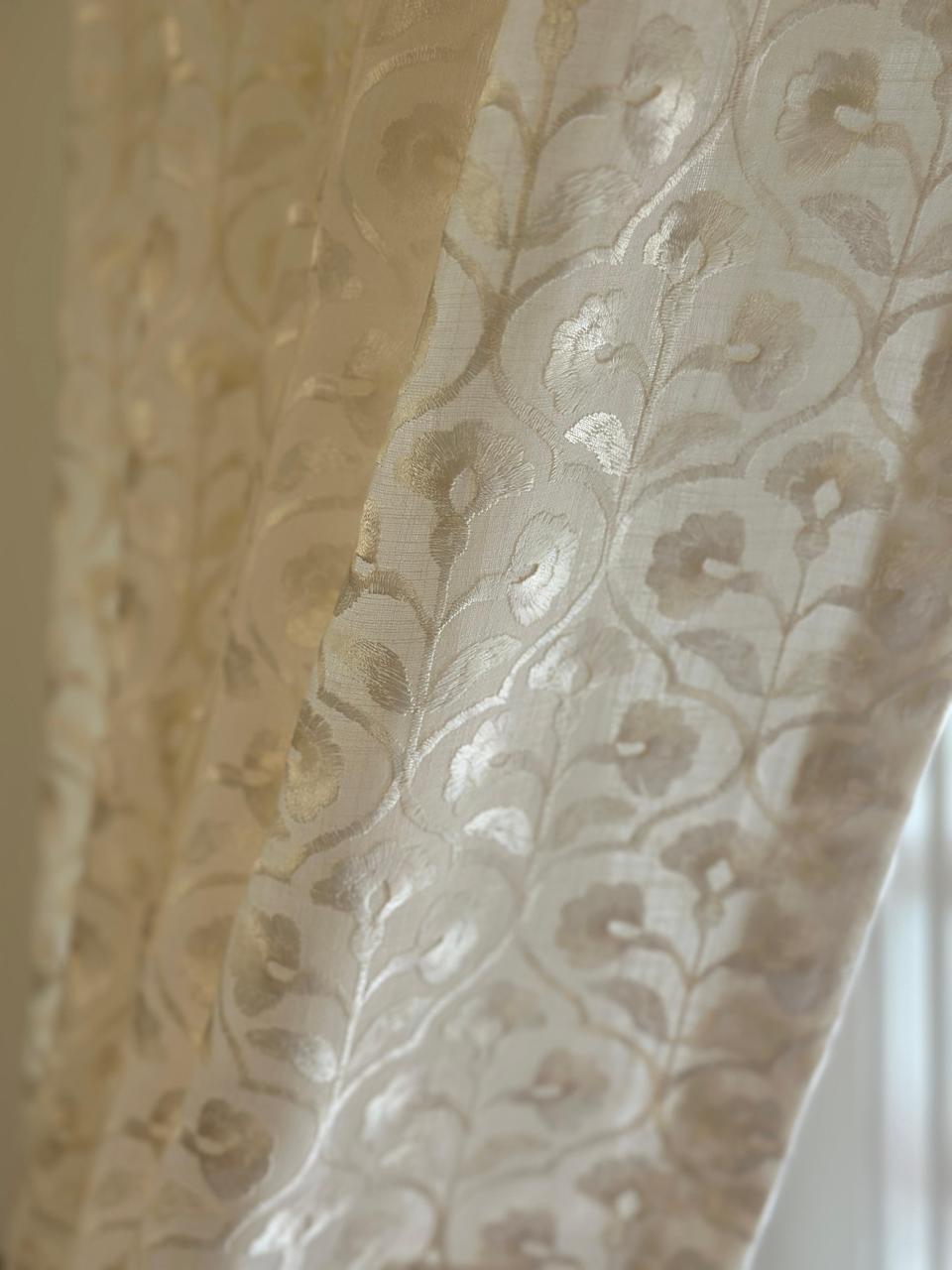 Ivory Bloom Semisheer Curtain