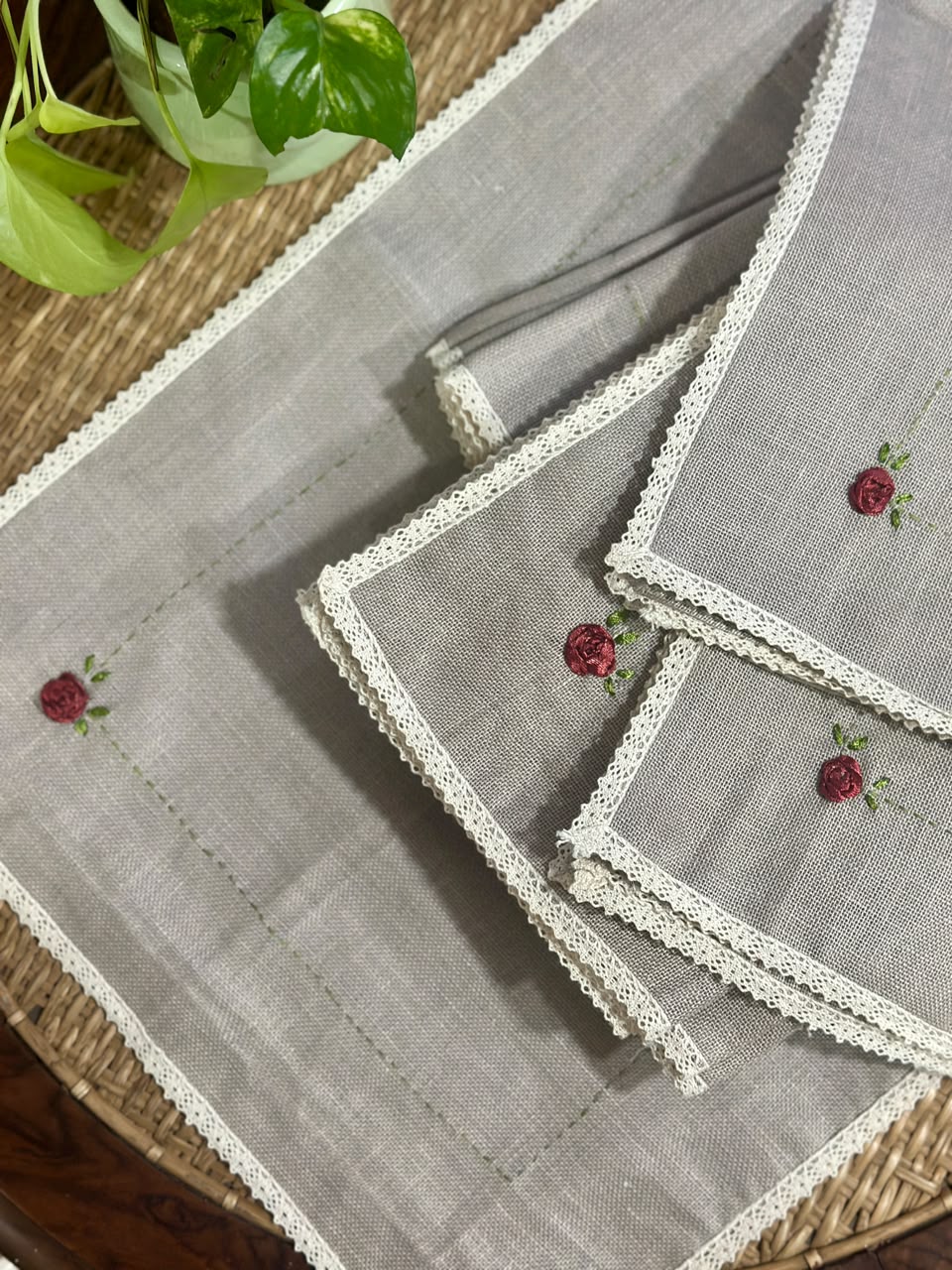Roselle Placemat