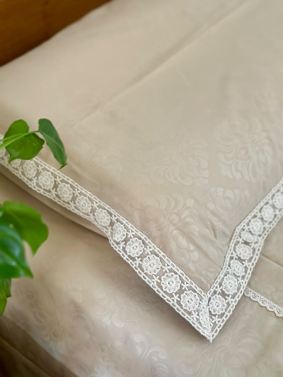 Hazel Bedset