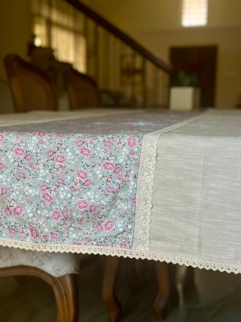 Amora Table Cover