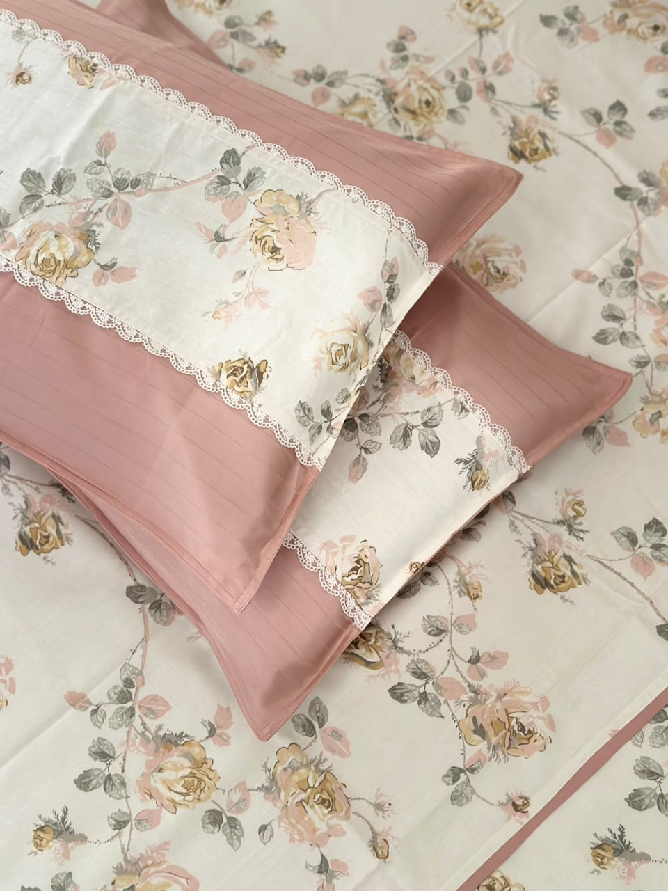 Rosie – Floral Bedset