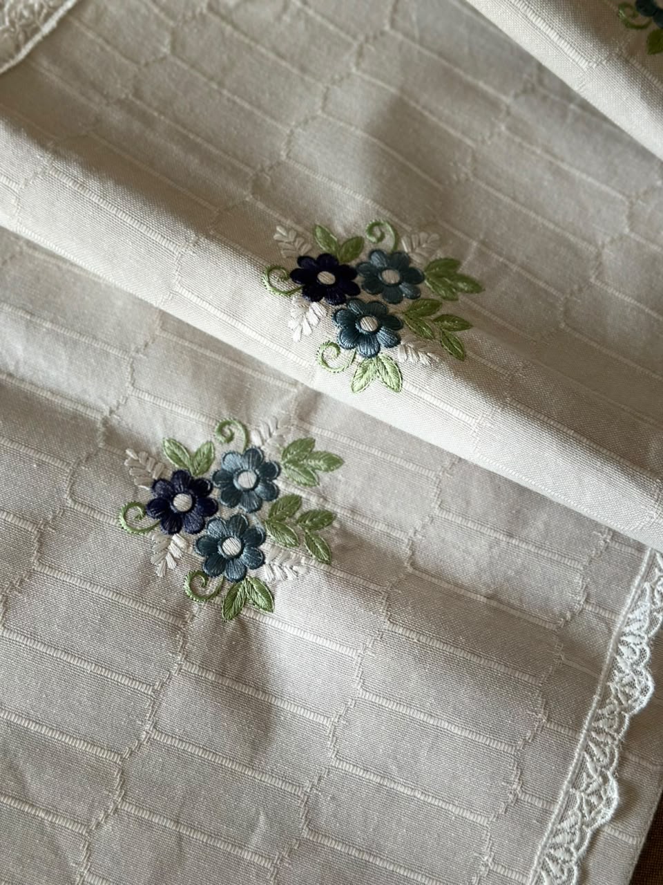 Bluebell Table Runner