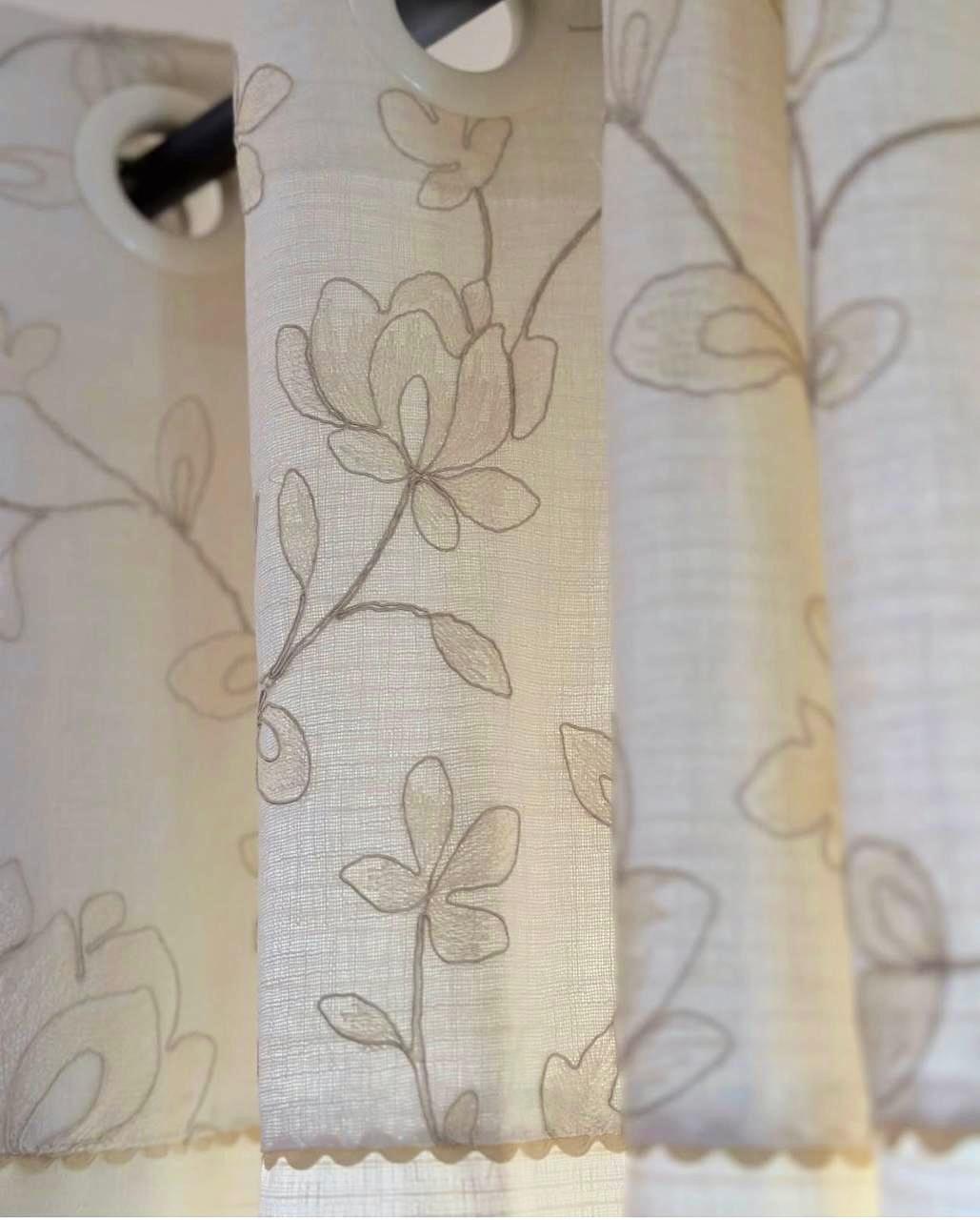 Ivory Vine Opaque curtain
